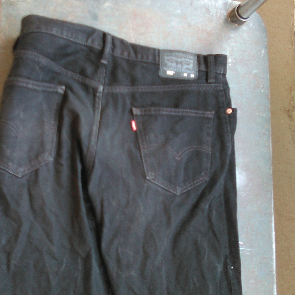 Levi's 550 black demin jeans